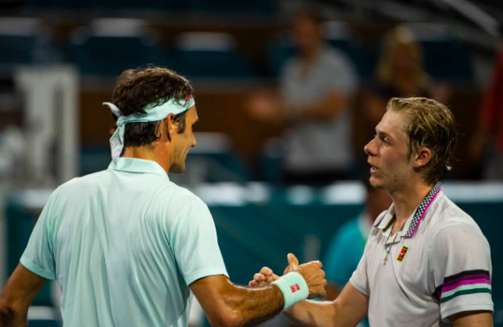 Noti-Deporte: "Roger Federer me hizo sentir como un j&uacute;nior"