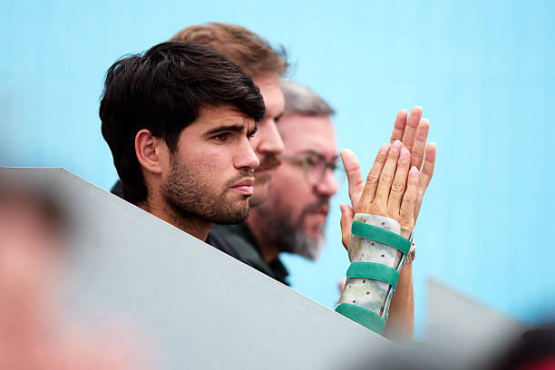 Noti-Deporte: estos son los plazos a seguir por Carlos Alcaraz para volver de su lesi&oacute;n en la mu&ntilde;eca derecha