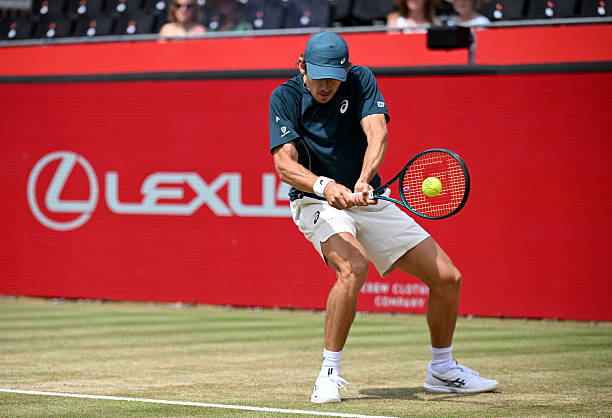 Noti-Deporte: ¿Podrá suceder Rafa Jódar a Alcaraz como campeón en Queen´s? Qué rivales tendrá ronda a ronda Noti-Deporte: ¿Podrá suceder Rafa Jódar a Alcaraz como campeón en Queen´s? Qué rivales tendrá ronda a ronda