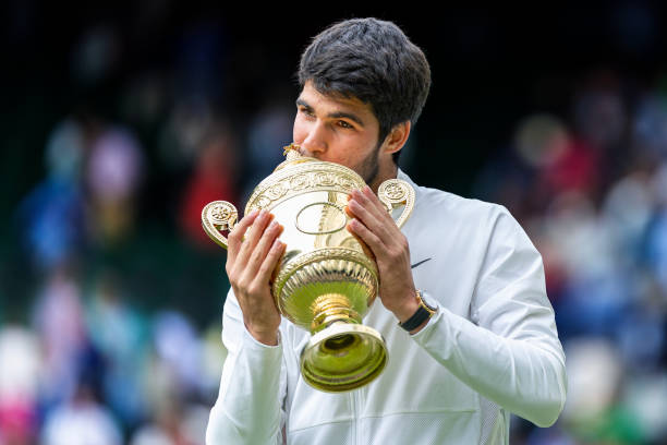 Noti-Deporte: &iquest;Por qu&eacute; no hay un Masters 1000 sobre hierba?