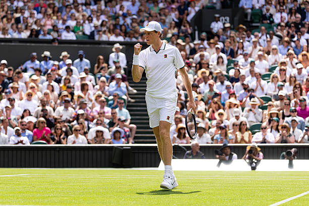 Noti-Deporte: Sinner explica por qu&eacute; su sufrido debut en Wimbledon fue "exactamente lo que necesitaba"