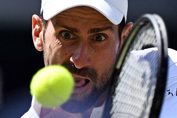 Noti-Deporte: No hay quien pueda con Novak Djokovic en Wimbledon 2026 despu&eacute;s de meterse en los cuartos de final tras ganar a Roman Safiullin