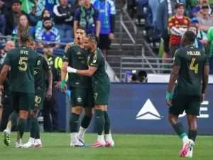 Kevin Kelsy marcó un doblete en el regreso de la MLS Kevin Kelsy marcó un doblete en el regreso de la MLS