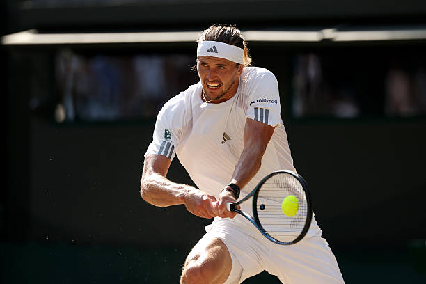 Noti-Deporte: As&iacute; fue la c&oacute;moda victoria de Zverev ante Fritz en Wimbledon 2026 marcada por la lesi&oacute;n de rodilla del estadounidense