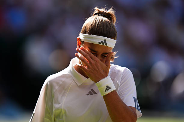 Noti-Deporte: C&oacute;mo Noskova consigui&oacute; ganar a Muchova con nervios en Wimbledon 2026