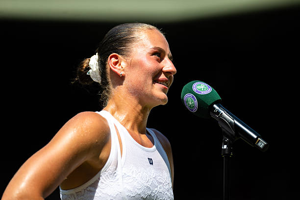 Noti-Deporte: Marta Kostyuk explica el cambio que la ha llevado a otra semifinal: "Antes quería cambiarlo todo" Noti-Deporte: Marta Kostyuk explica el cambio que la ha llevado a otra semifinal: "Antes quería cambiarlo todo"