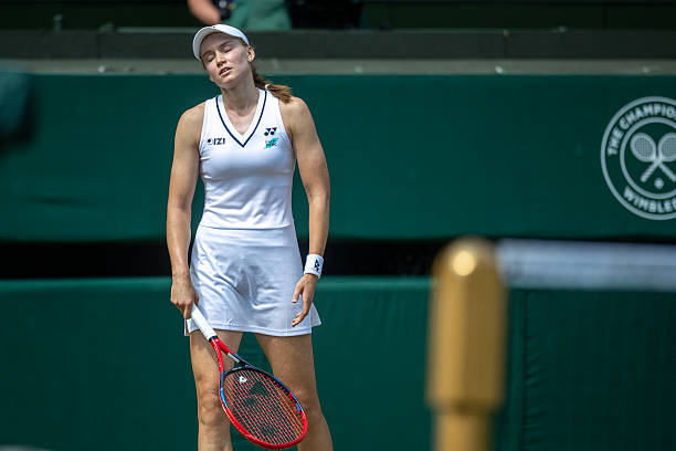 Noti-Deporte: Rybakina, sin respuestas tras perder en Wimbledon: "Si supera qu&eacute; me ocurre, no estar&iacute;a en esta situaci&oacute;n"